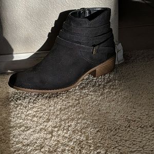 Black ankle boots